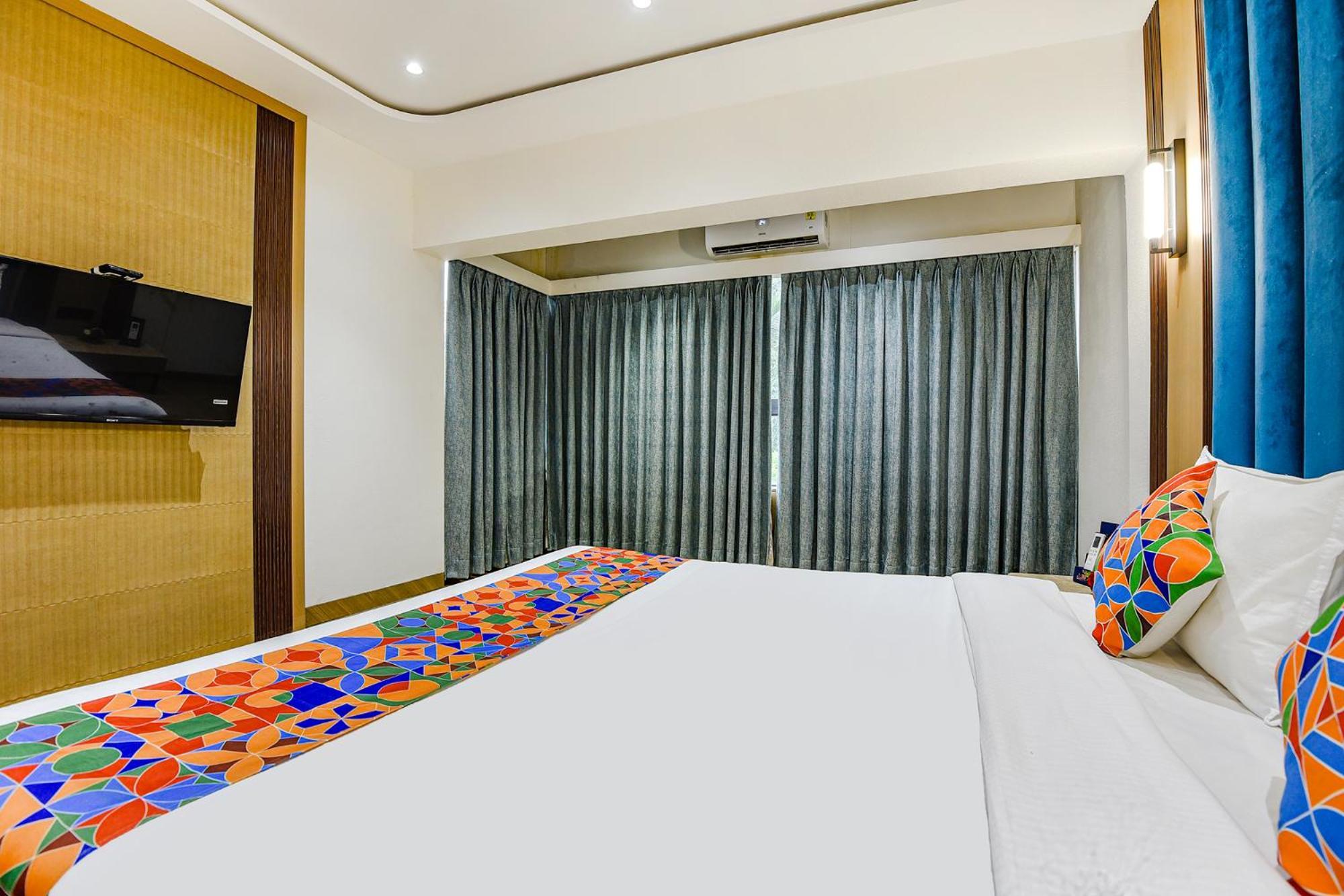 Fabhotel Prime Supreme - 700M From Vasco Da Gama Railway Station Marmagao ภายนอก รูปภาพ